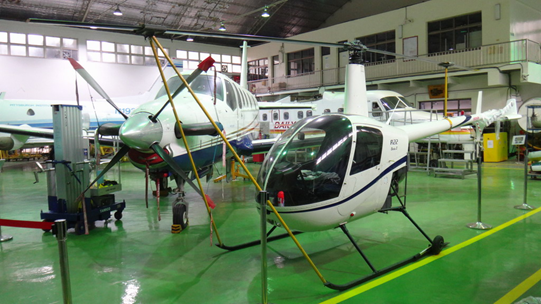 R22直升機