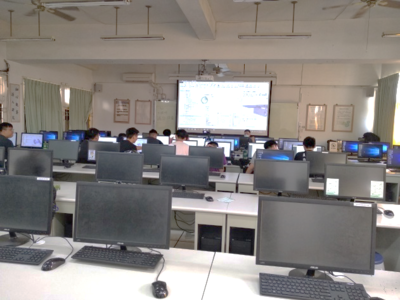 109 Academic Year Collaborative Teaching - COMSOL Instruction and Guidance